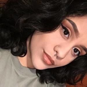 Meet your Posher, Destiny